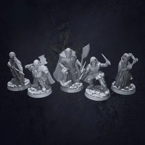 A set of DnD miniatures depicting a group of bandits in various poses. Each bandit is dressed in ragged clothing with weapons like daggers, swords, and bows. The figures reflect a rough and rebellious appearance, with expressions ranging from sneaky to aggressive. These miniatures are perfect for encounters with outlaws, ambushes, or low-tier antagonists in fantasy campaigns, set against a backdrop of forest or village terrain.