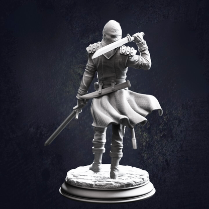 Rear view image of the Bandit Duelist